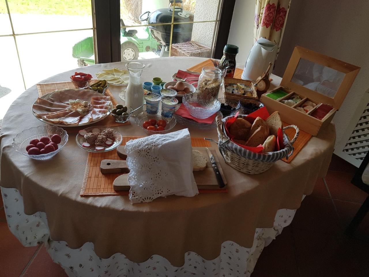 Bed and Breakfast Pr'Simi Golnik Экстерьер фото